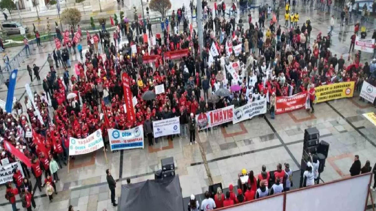Bandırma’da 1 Mayıs Personel Bayramı Coşkuyla Kutlandı