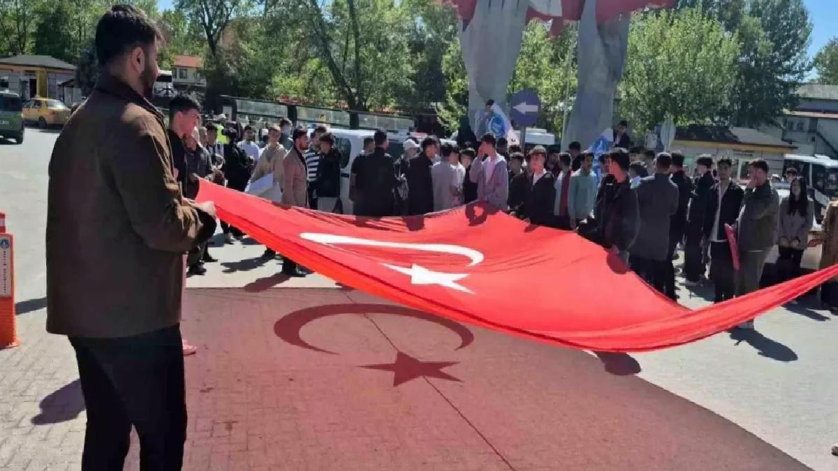 Bartın’da Türkçülük Günü Yürüyüşü