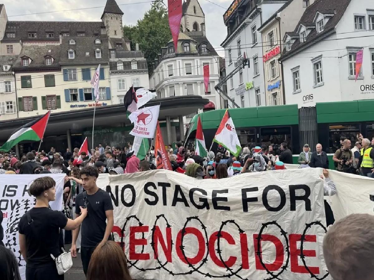 Basel’de İsrail’e Eurovision Protestosu