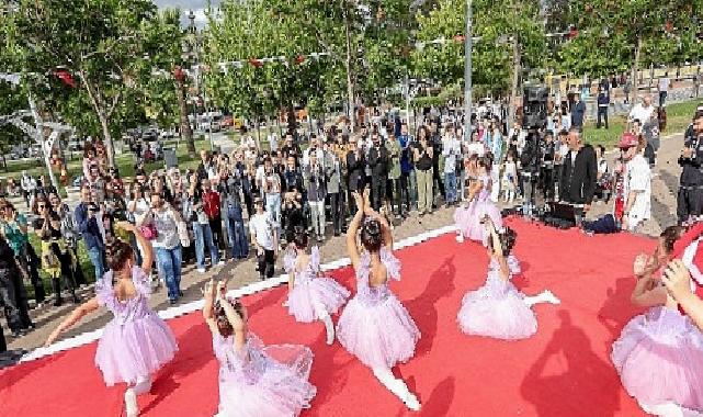 Bayraklı’da gençler Gençlik ve Spor Şenliği’nde buluştu