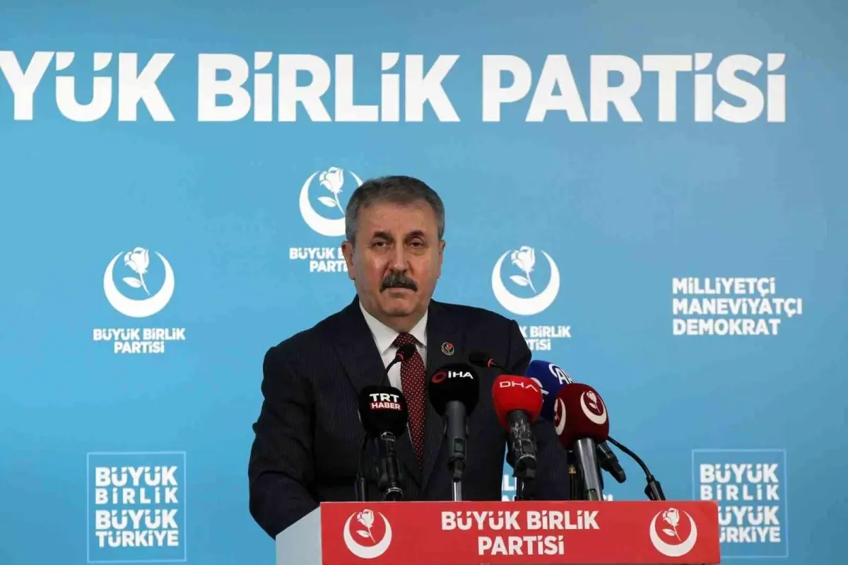 BBP Genel Başkanı Destici: “Bizim yerimiz net bir biçimde Pakistan’ın yanıdır”