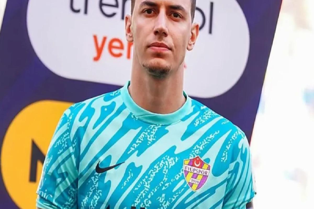Berke Özer 2 yıllık imzayı attı