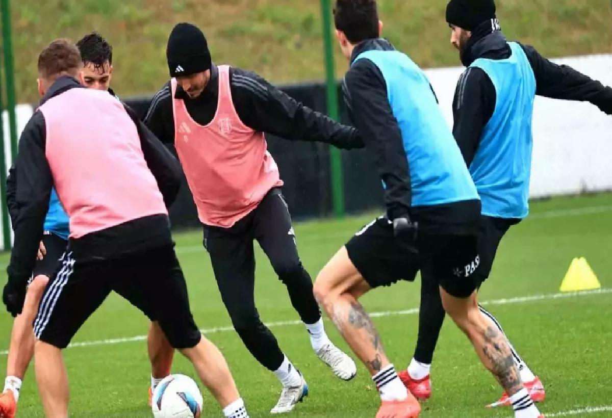 Beşiktaş Fenerbahçe Maçına Hazırlanıyor