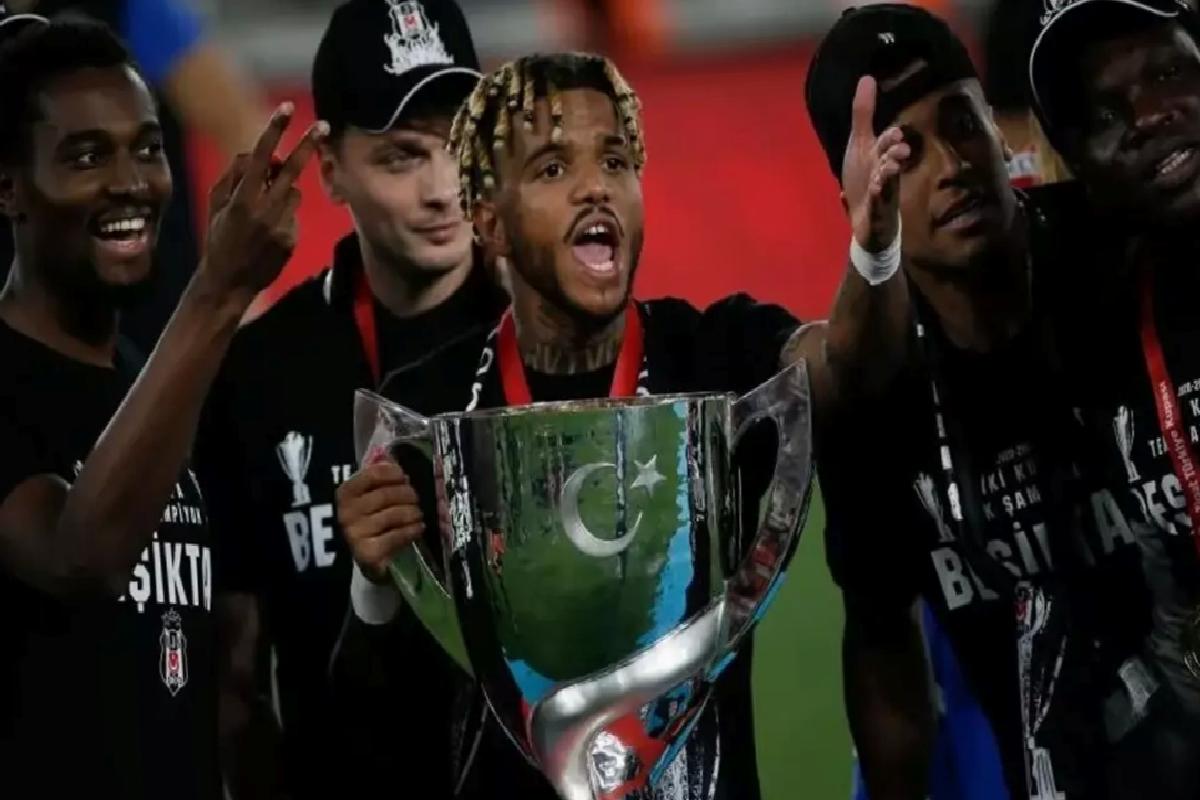 Beşiktaş’ın eski yıldızından çok konuşulacak kelamlar: Sen adam değilsin dedim