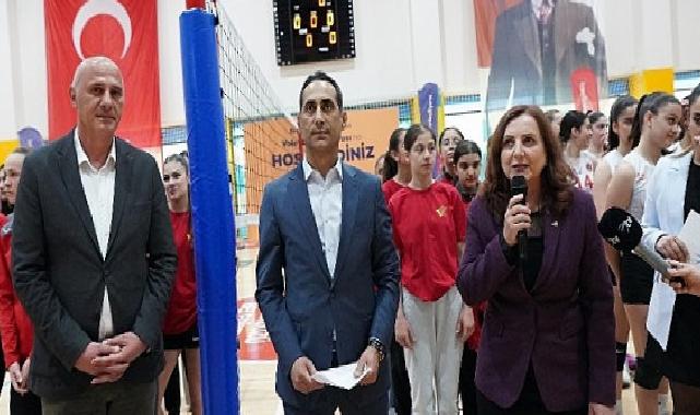 Beylikdüzü Belediyesi Voleybol Turnuvası başladı