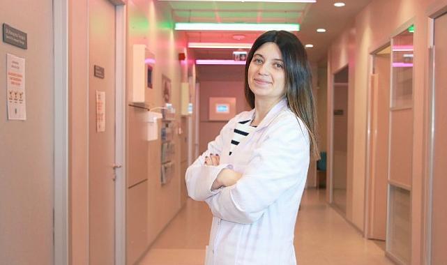 Birinci sefer anne olmak, birçok duyguyu beraberinde getirebiliyor!