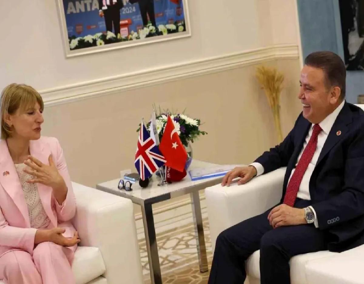 Birleşik Krallık Büyükelçisi Antalya’yı Ziyaret Etti