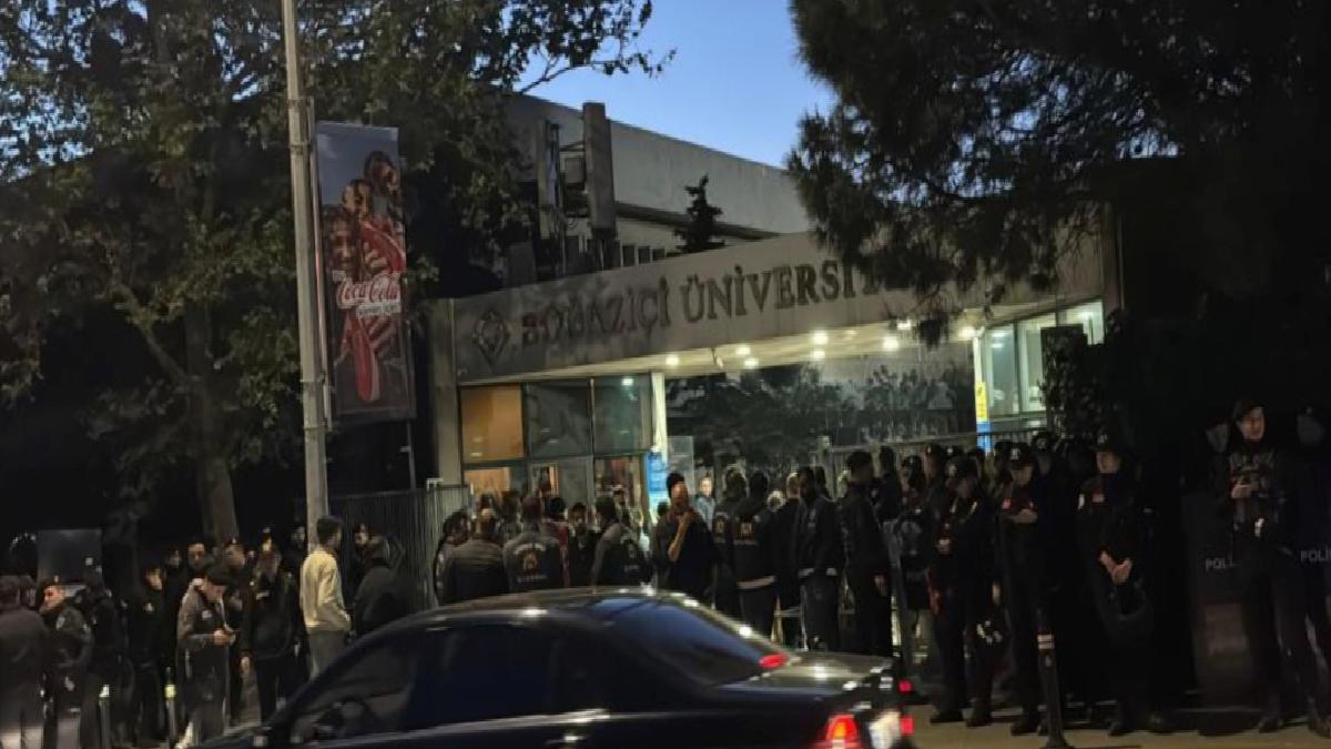 Boğaziçi Üniversitesi’nde göstericiler polise saldırdı: 97 gözaltı