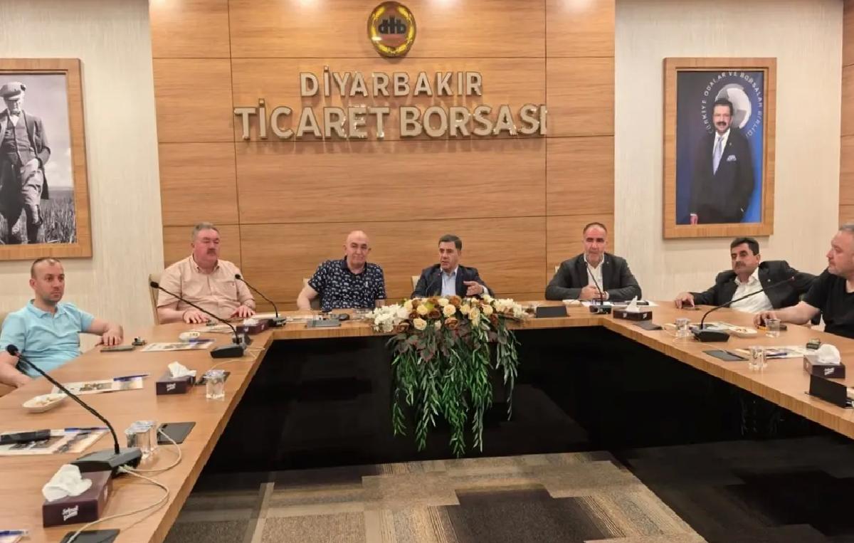Borsa Heyetleri İş Birliği İçin Bir Ortaya Geldi