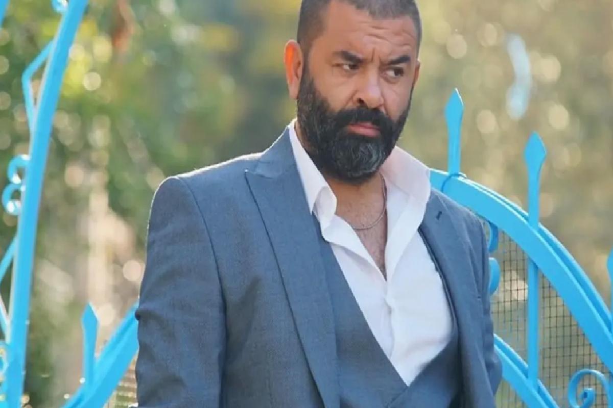 Bülent Şakrak aşk hayatıyla gündemde! Sevgilisiyle romantik akşam yemeğine çıktı
