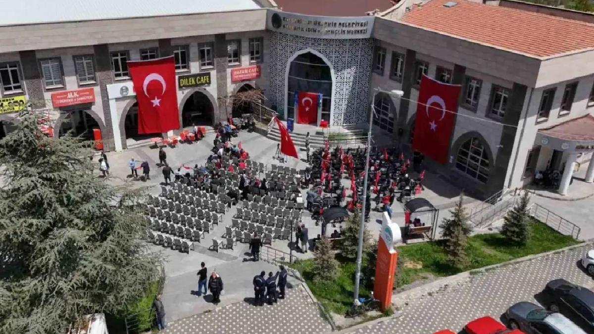 Bünyan’da Engelli Vatandaşlara 50 Akülü Araç Teslim Edildi
