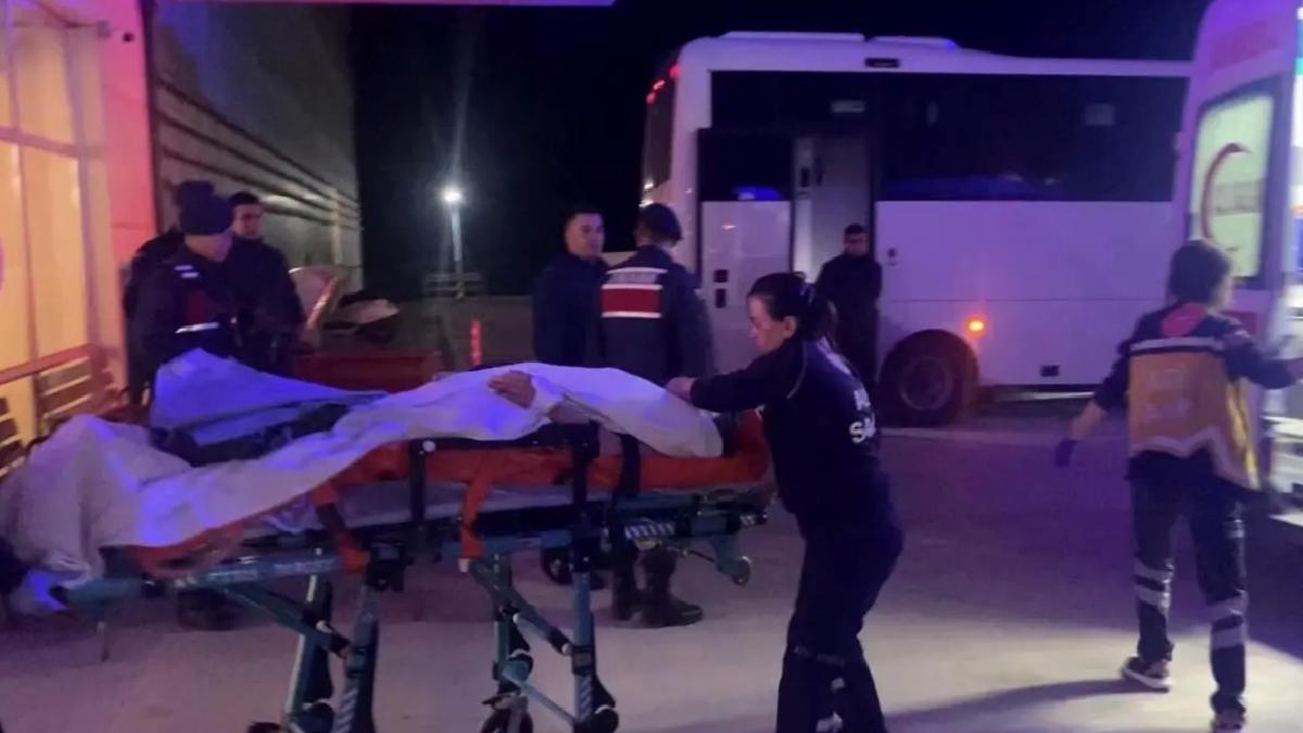 Burdur’da Bıçaklı Akın: Genç Kız Ağır Yaralı