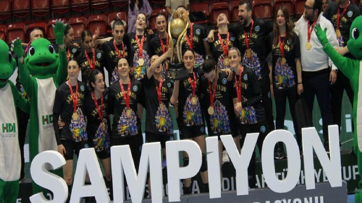 Bursa Büyükşehir Belediyespor, kupada şampiyon oldu