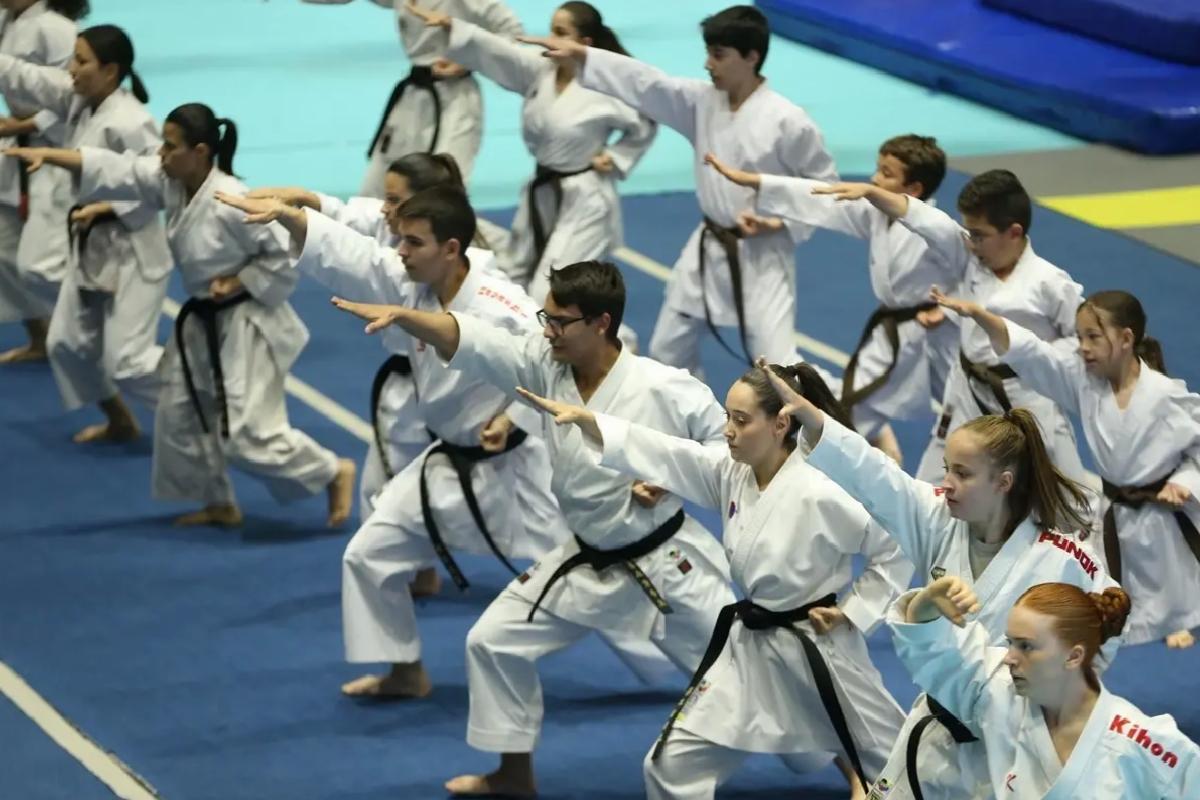 Bursa ve etraf vilayetlerde 19 Mayıs Atatürk’ü Anma, Gençlik ve Spor Bayramı kutlanıyor