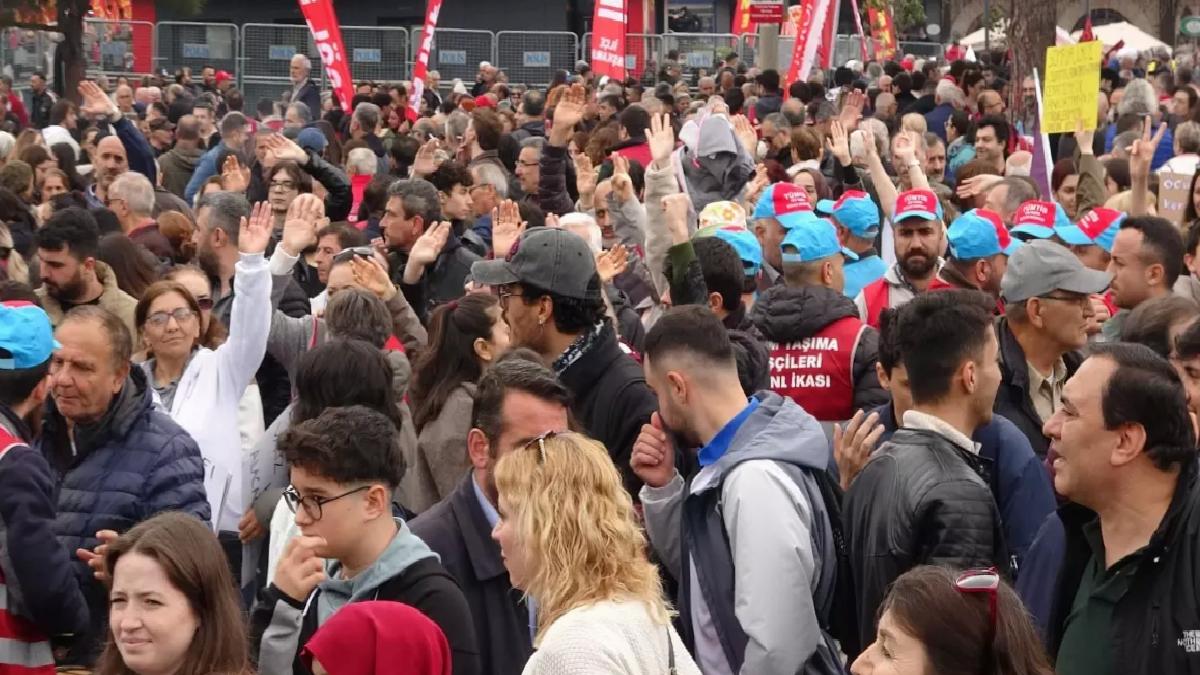 Bursa’da 1 Mayıs Coşkusu