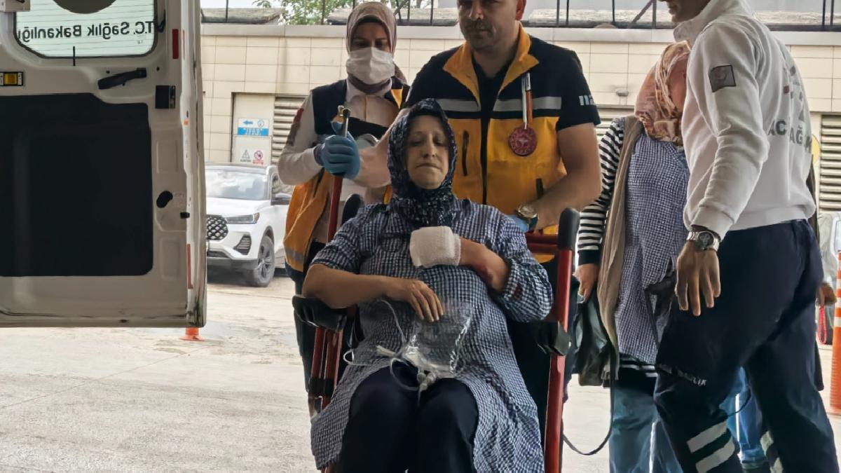Bursa’da makineye elini kaptıran personel ağır yaralandı