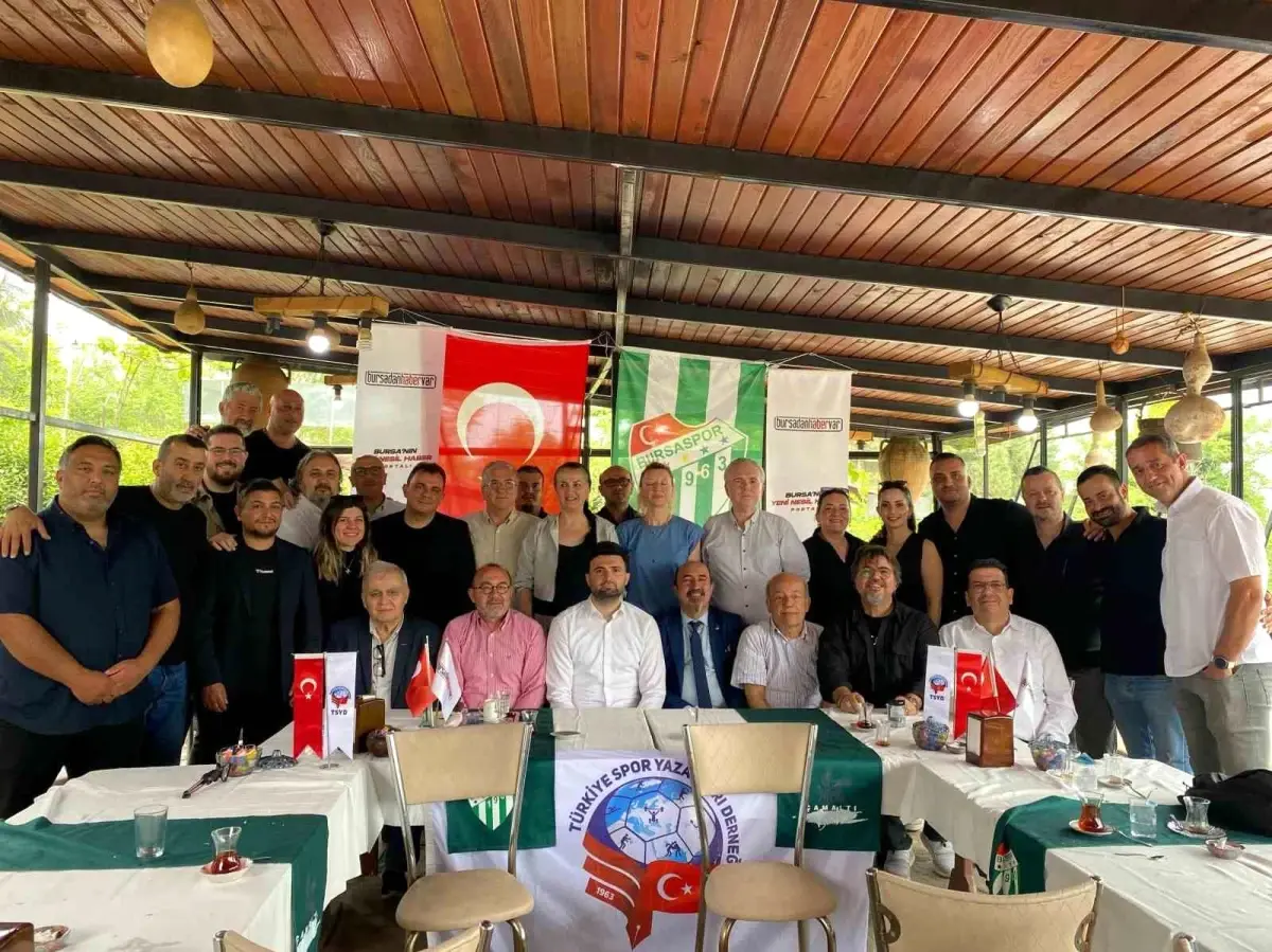 Bursaspor Başkanı Enes Çelik Transfer ve Yeni Dönem Amaçlarını Açıkladı