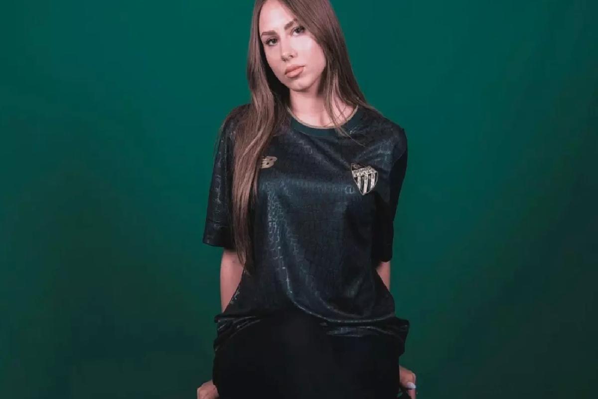 Bursaspor yeni formalarını tanıttı! Taraftarlar o formalara hayran kaldı