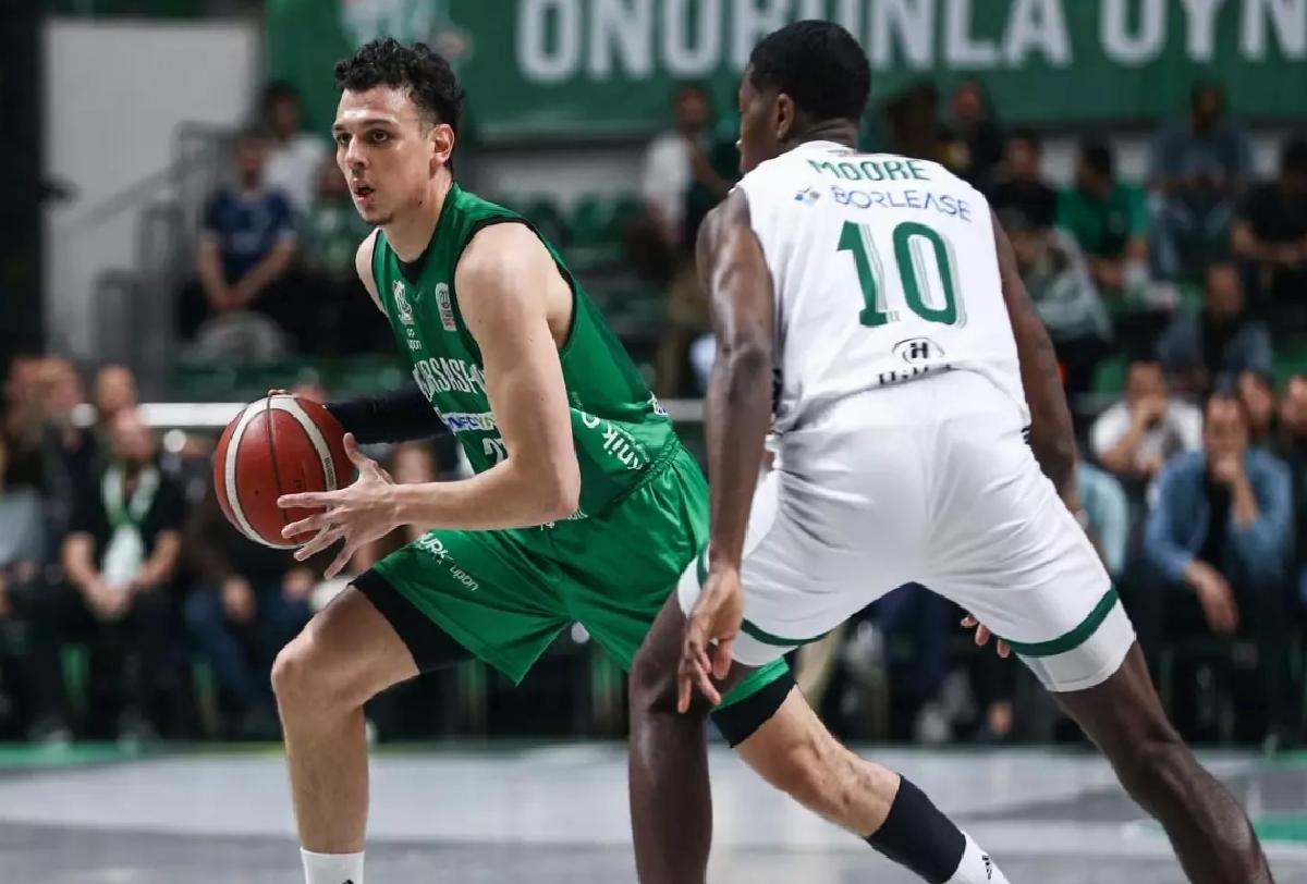 Bursaspor Yörsan Darüşşafaka’yı Yendi