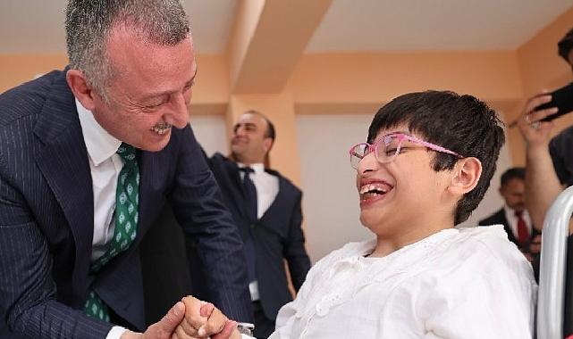 Büyükakın: “Her özel çocuk, her anne-baba bu kentte yalnız değildir”
