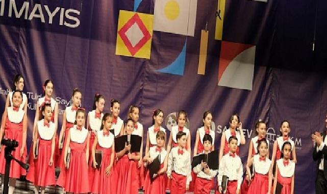 Büyükşehir Çocuk Korosu gururlandırdı