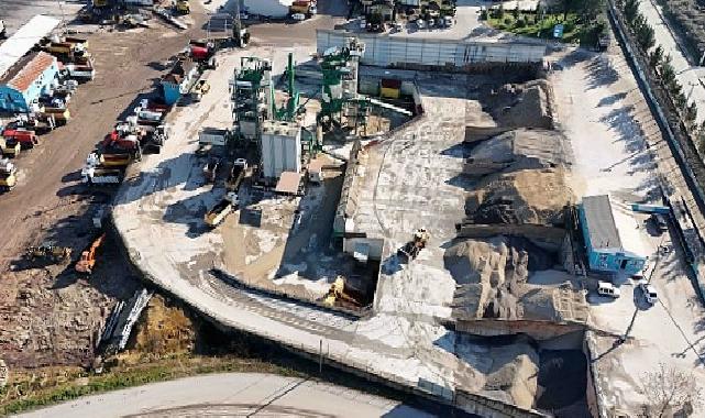 Büyükşehir, saatte 240 ton asfalt üretiyor