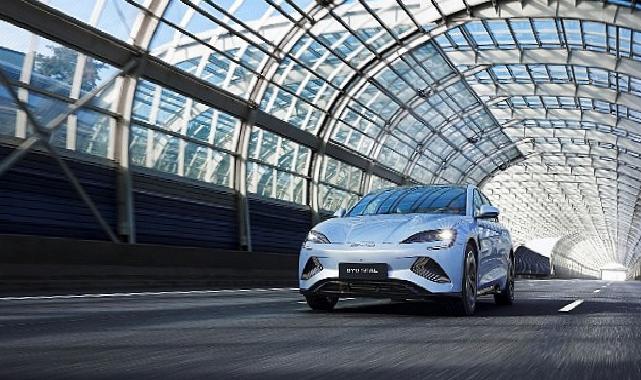 BYD’nin Elektrikli Sportif Sedanı SEAL, Türkiye’ye Özel Üretilen 160 kW’lık Versiyonuyla Yollara Çıkıyor