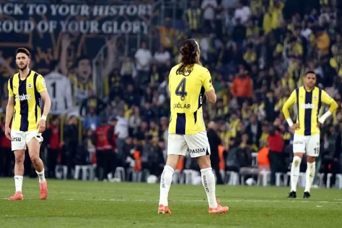 Çağlar Söyüncü Cezalı Duruma Düştü