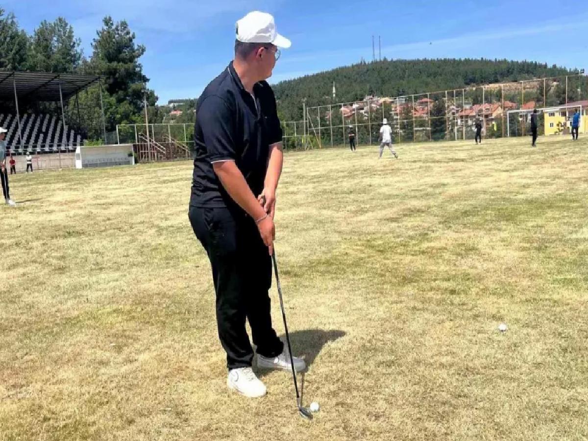 Çal’da Birinci Okul Sporları Golf Karşılaşmaları