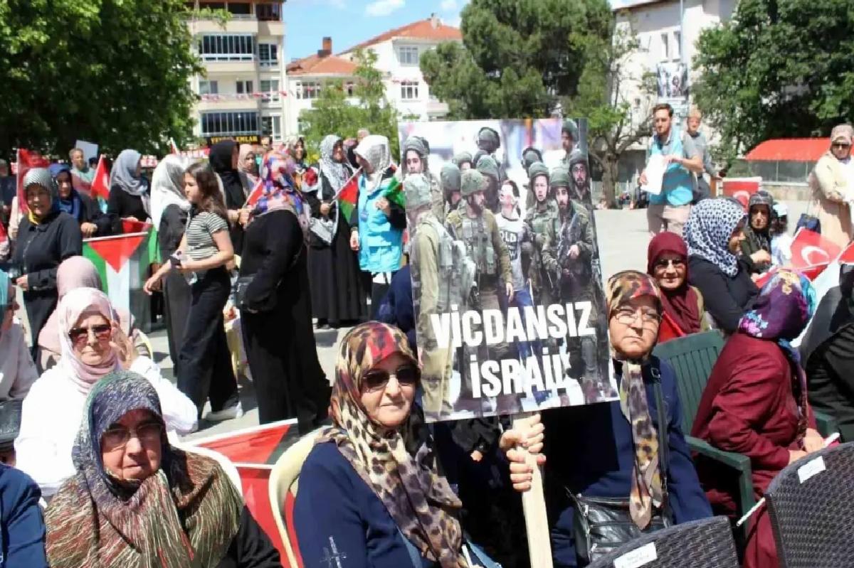 Çanakkale’de ‘Gazze’ye Ses Ver’ Konferansı Düzenlendi