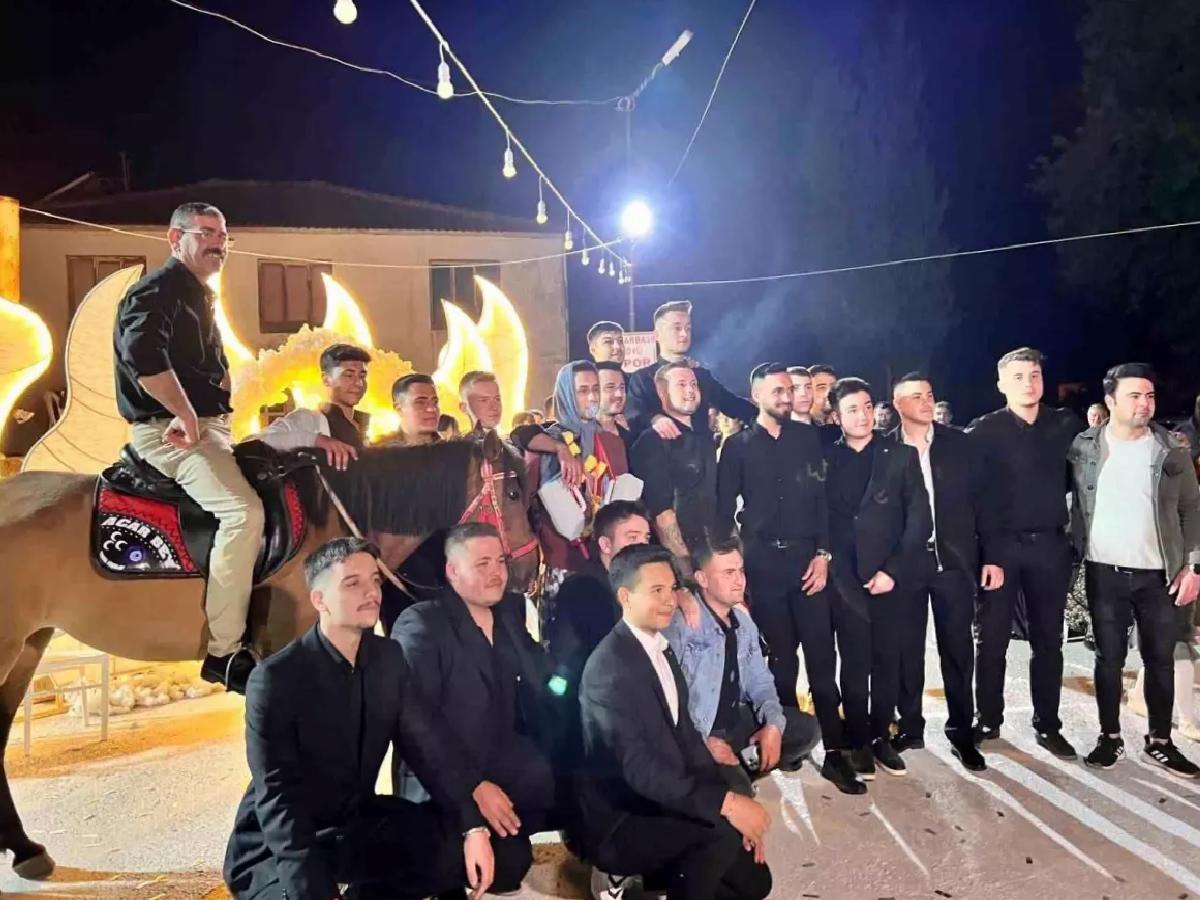 Çanakkale’de Renkli Düğün Merasimi