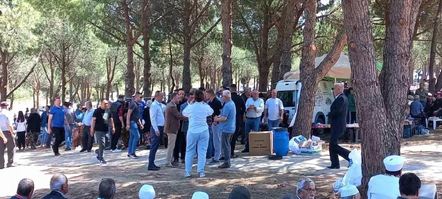 Çanakkale’nin Kızıl Köyü’nde Klasik Çiftçi Hayrı Ağır İlgi Gördü