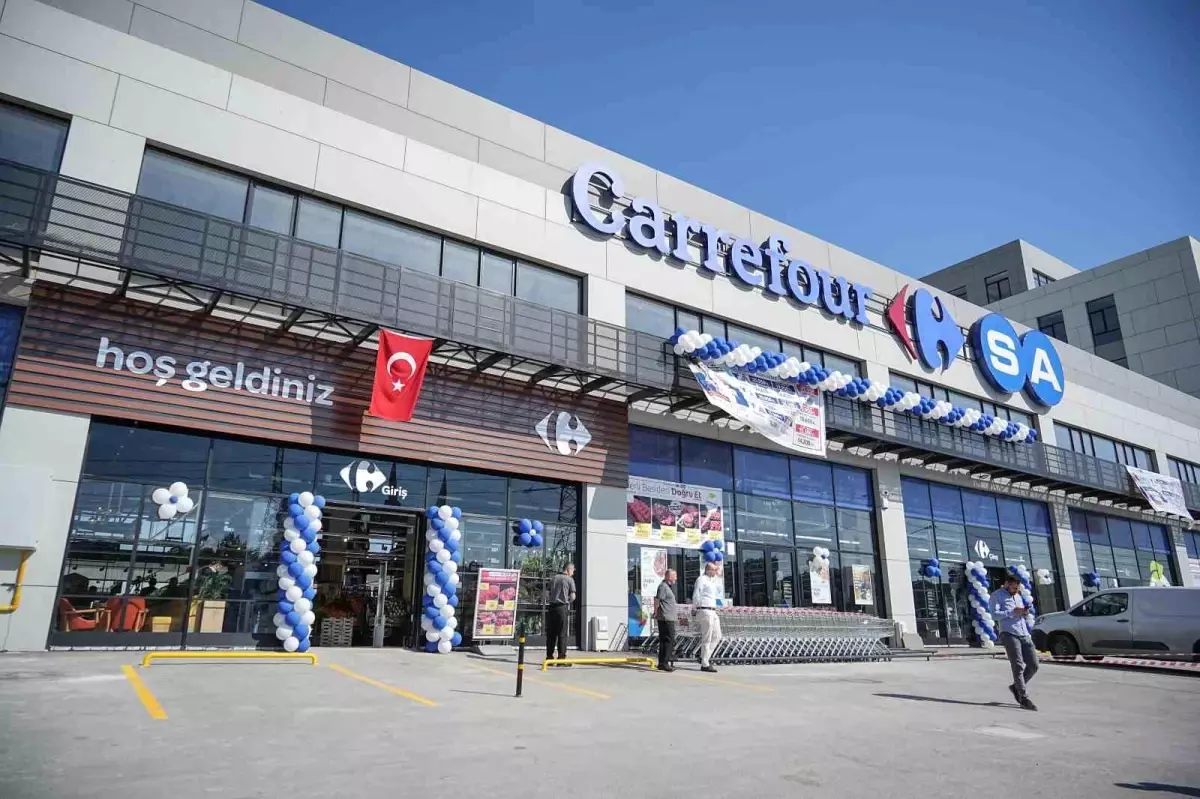 CarrefourSA Bursa’da Yeni Hiper Market Açtı
