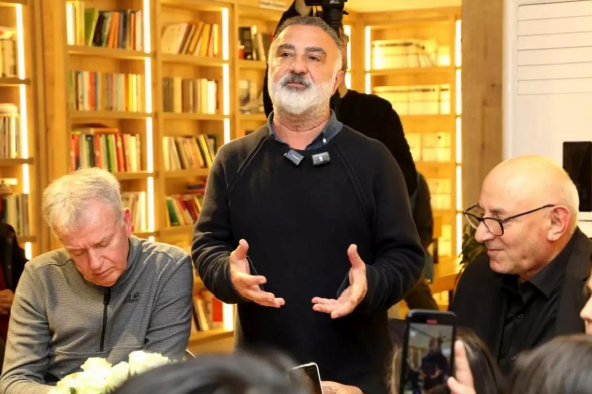 Cengiz Bozkurt, Karasu’da Hayranlarıyla Buluştu