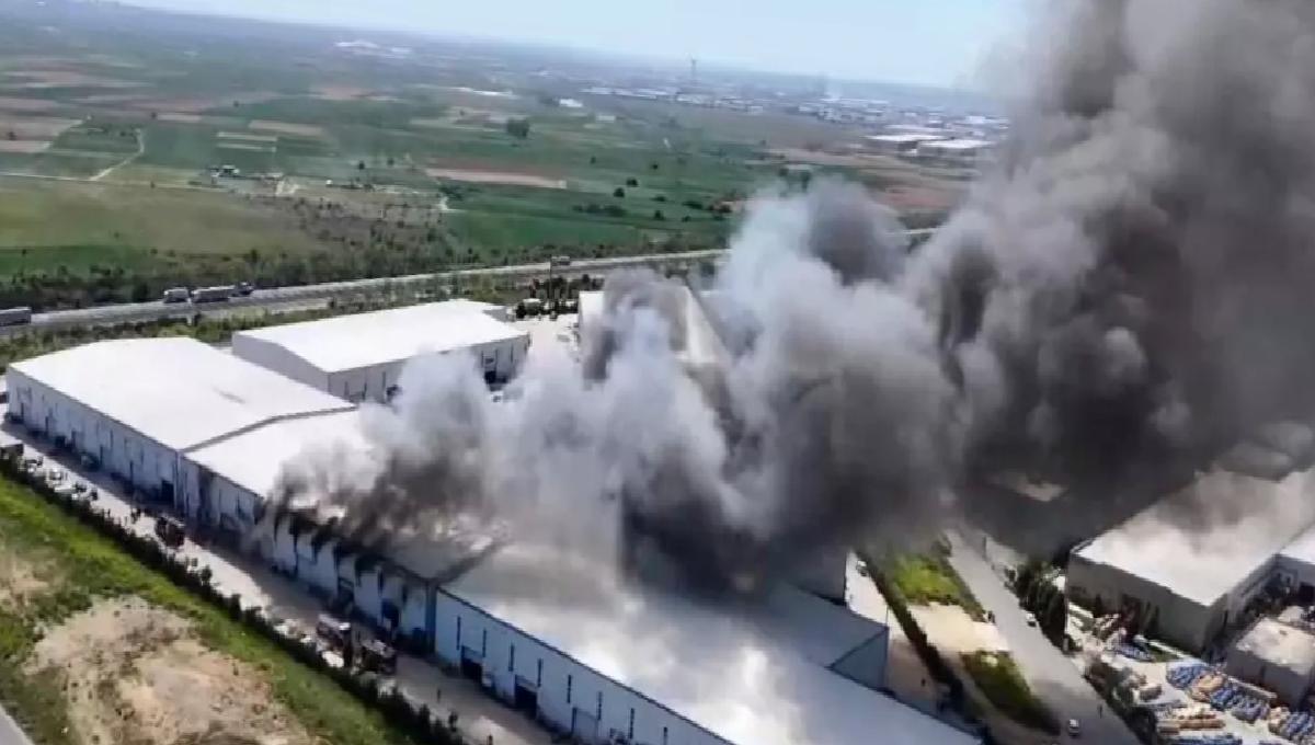 Çerkezköy’de Fabrika Yangını