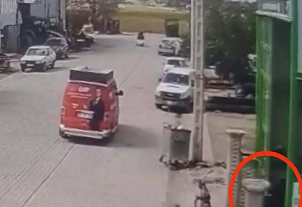 CHP Aracı Geçişi Kamerada