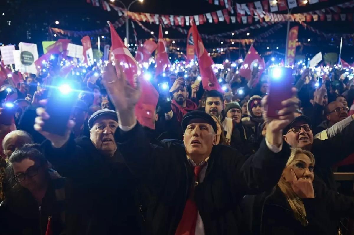 CHP Genel Başkanı Özel, Başakşehir mitinginde konuştu Açıklaması