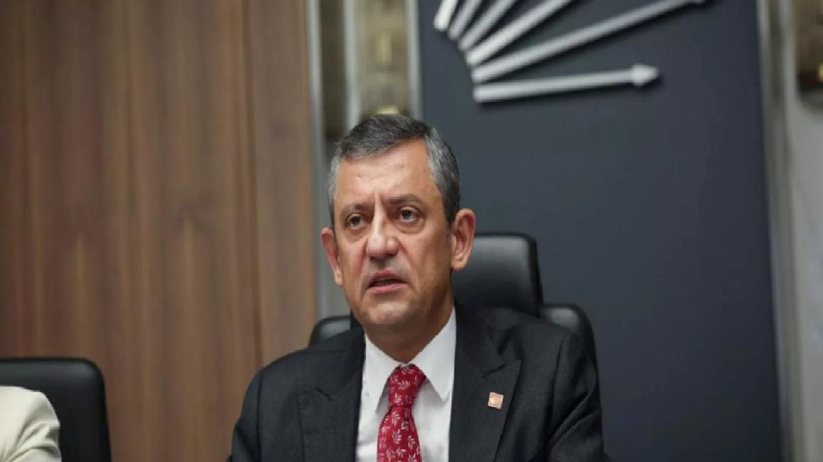 CHP’liler Özgür Özel için verdikleri önergeye sahip çıkmadı