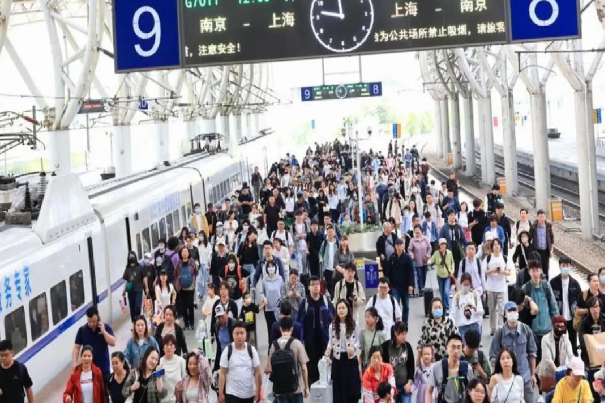 Çin’de 1 Mayıs Emekçi Bayramı Seyahat Yoğunluğu