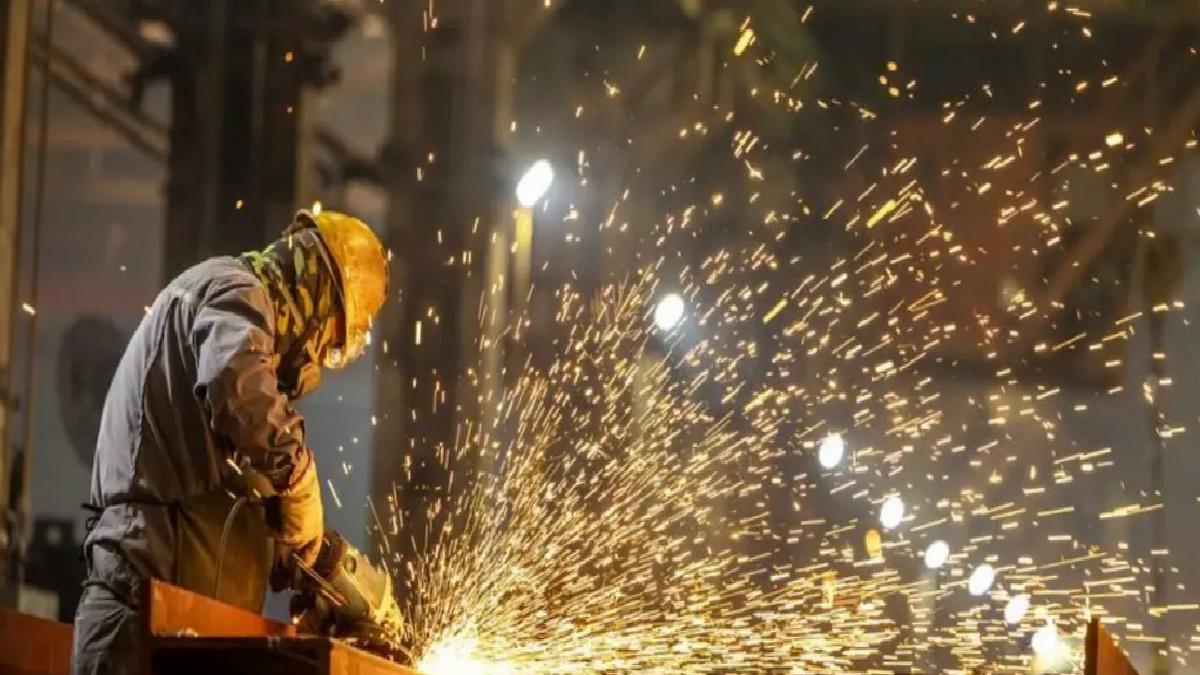 Çin’de ÜFE Nisan’da %2.7 Düştü