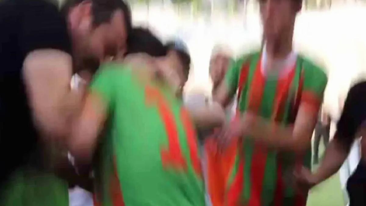 Cizre’deki futbol maçında polis darp etti