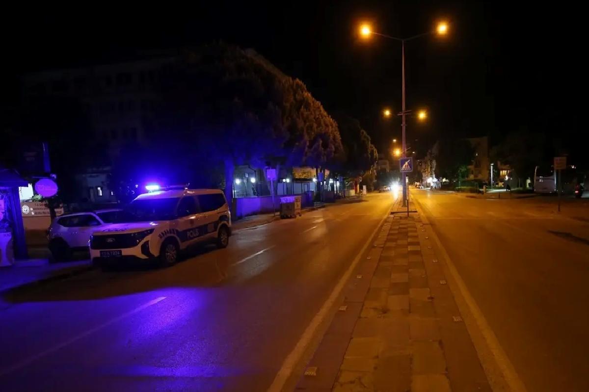 ÇOMÜ Öğrencisine Polis Aracından Çarpma