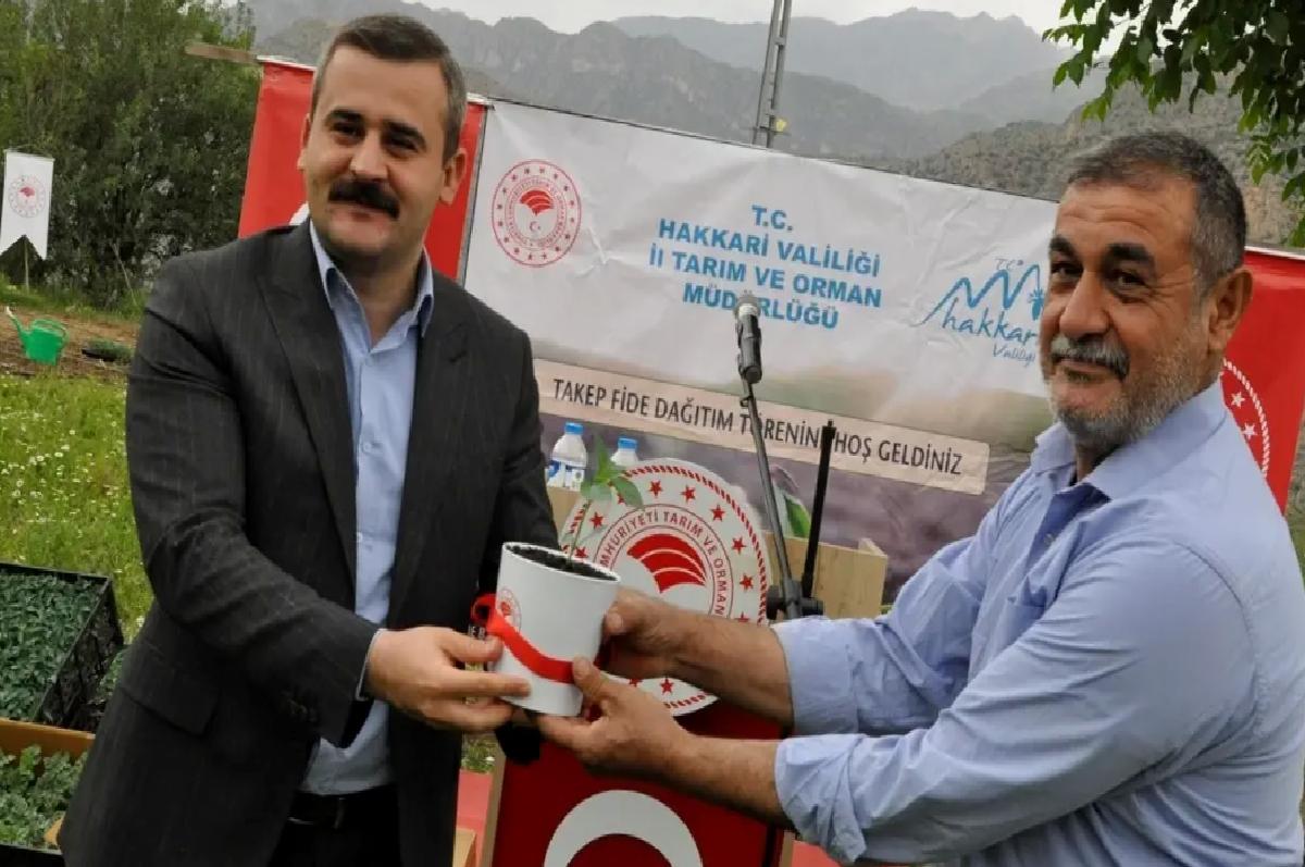 Çukurca’da Çiftçilere 43 Bin Fideler Dağıtıldı
