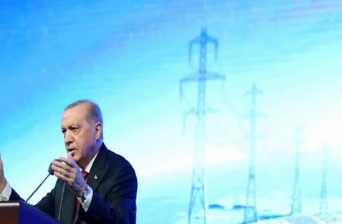 Cumhurbaşkanı Erdoğan: “Enerji arz güvenliğinin sağlanması çabucak her devlet için bir beka sorunu haline dönüşmüştür.”