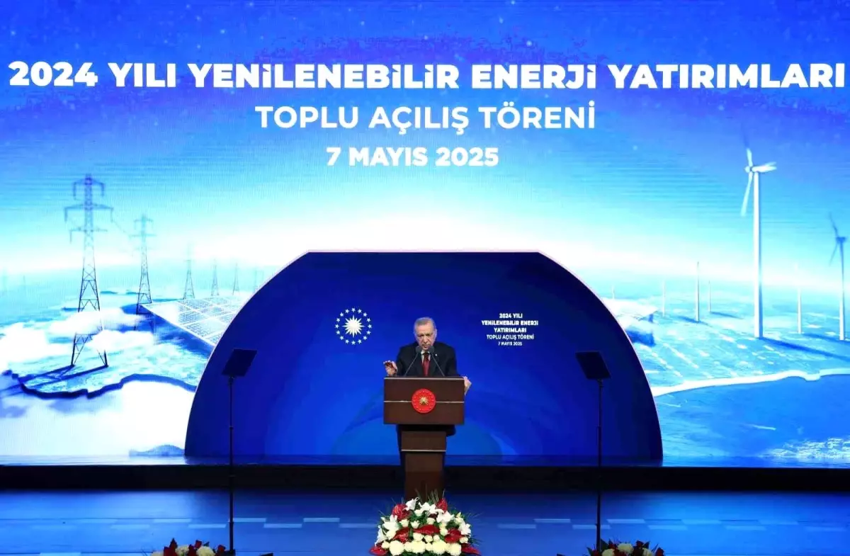 Cumhurbaşkanı Erdoğan: “Gerçekleri bal üzere bildikleri halde maalesef bunu dillendirmeye cüret edemiyorlar”
