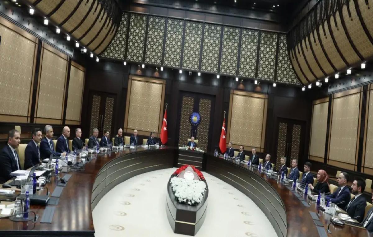 Cumhurbaşkanı Erdoğan, Savunma Sanayii İcra Komitesi Toplantısı’na başkanlık etti