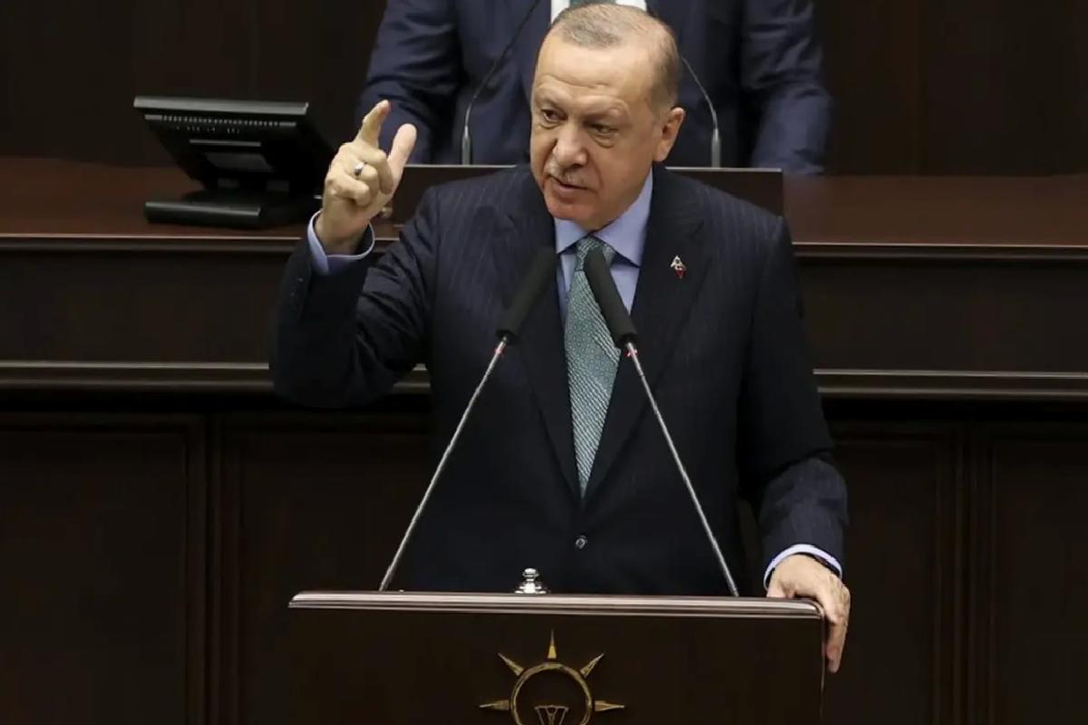 Cumhurbaşkanı Erdoğan’dan partisinin küme toplantısında konuşuyor