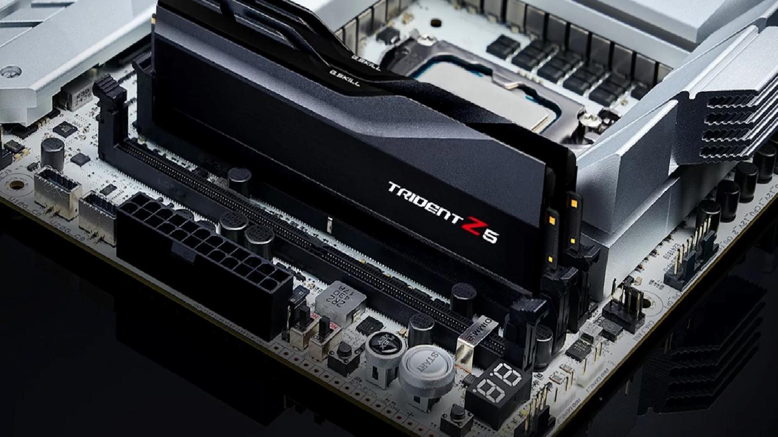 DDR5 sürat rekoru bir sefer daha kırıldı: 12.774 MT/s düzeyine ulaşıldı
