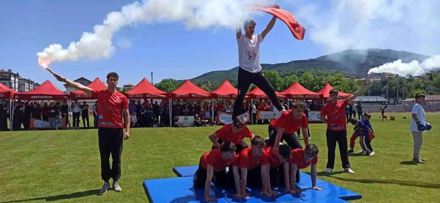 Devrek’te Atatürk’ü Anma Gençlik ve Spor Bayramı Coşkusu