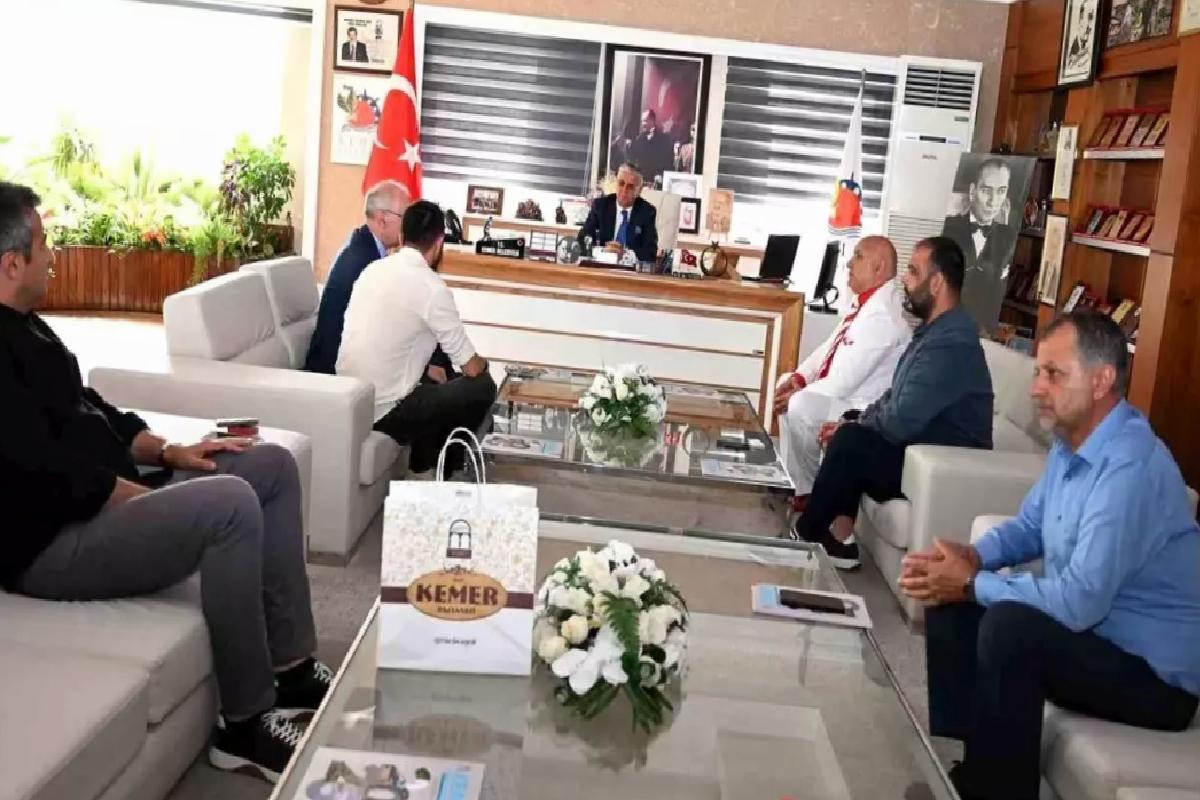 Dünya Dama Federasyonu Başkanı Kemer’de Ziyaret Gerçekleştirdi